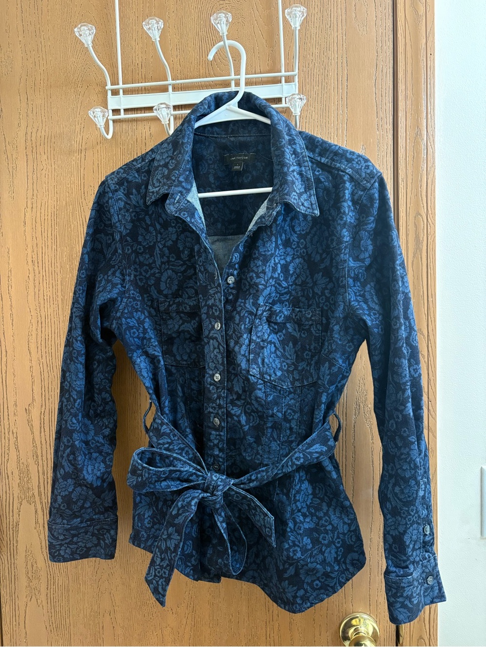 Ann Taylor Navy Floral Button-Up Shirt with Waist Tie
